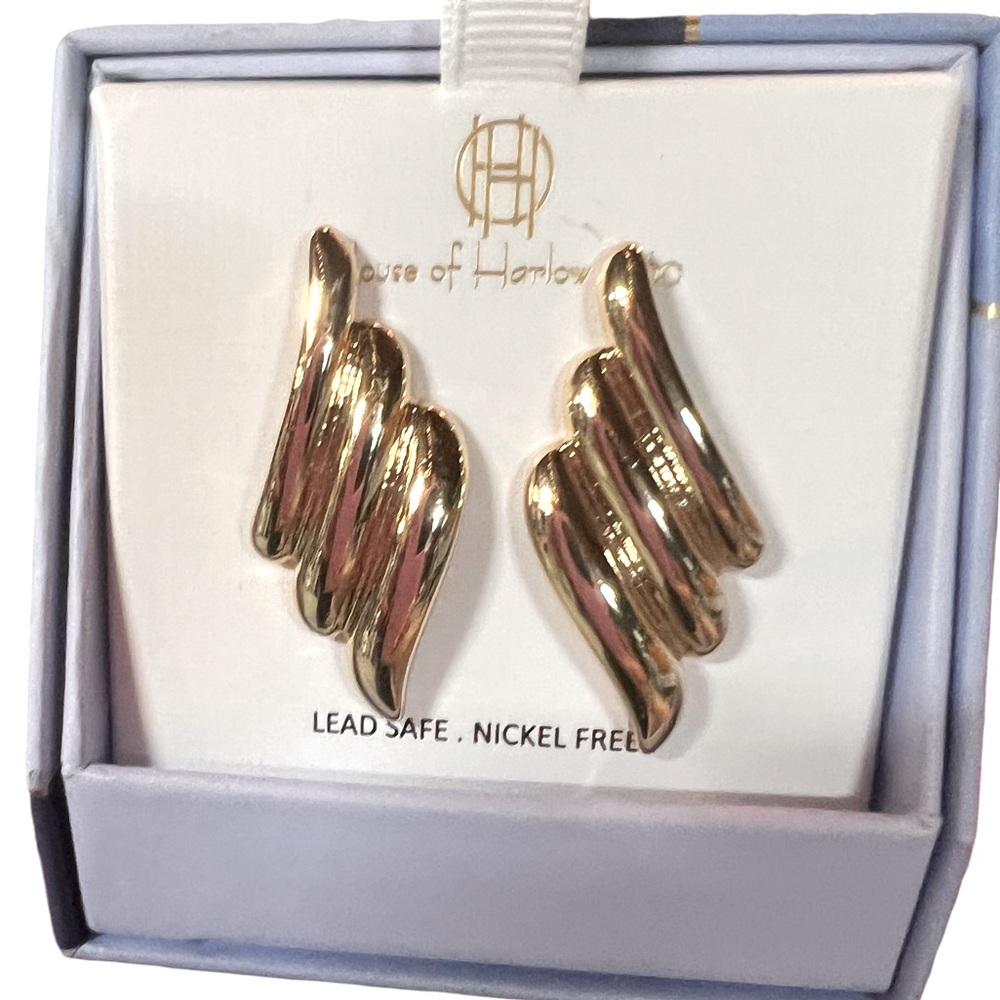 House of Harlow 1960 NIB Beautiful Shiny Gold Tone Pierced Stud Earrings (J102) - Picture 1 of 5
